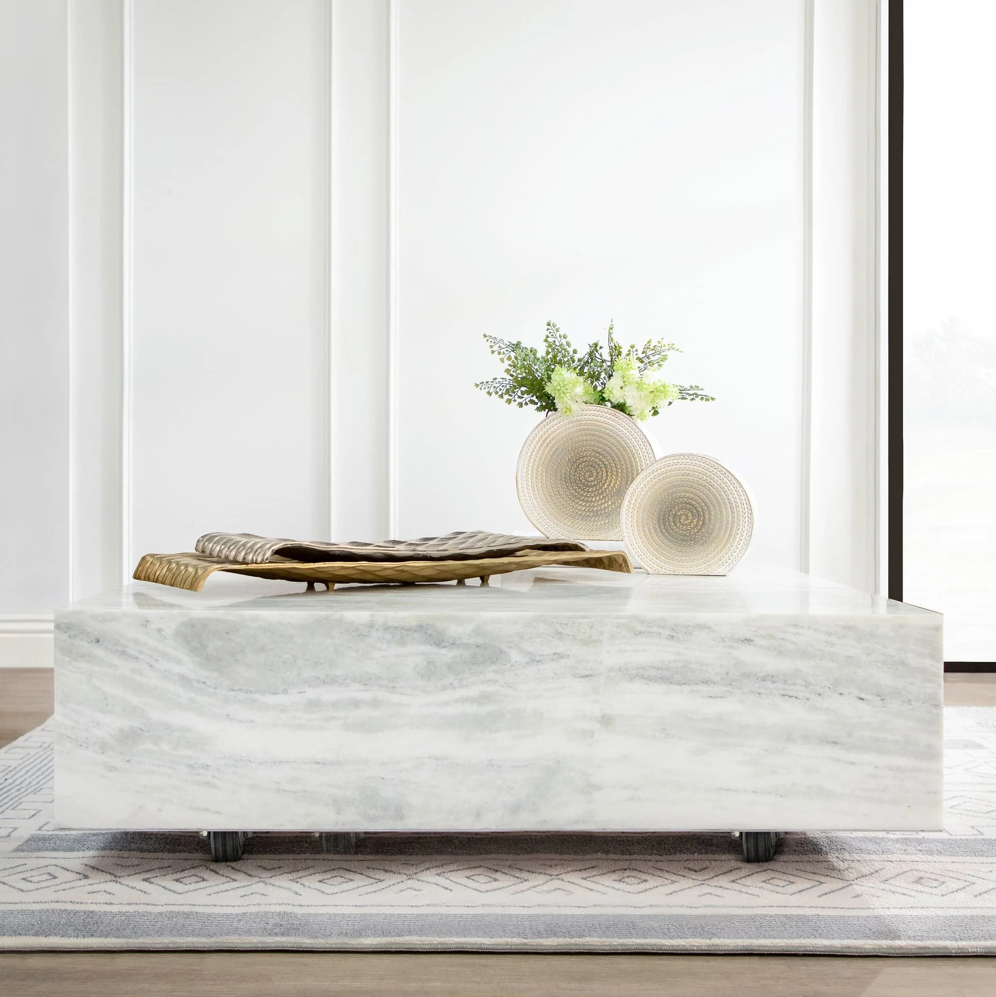 S/2 Decorative Hammered Metal Tray, Gold/silver - Image 10