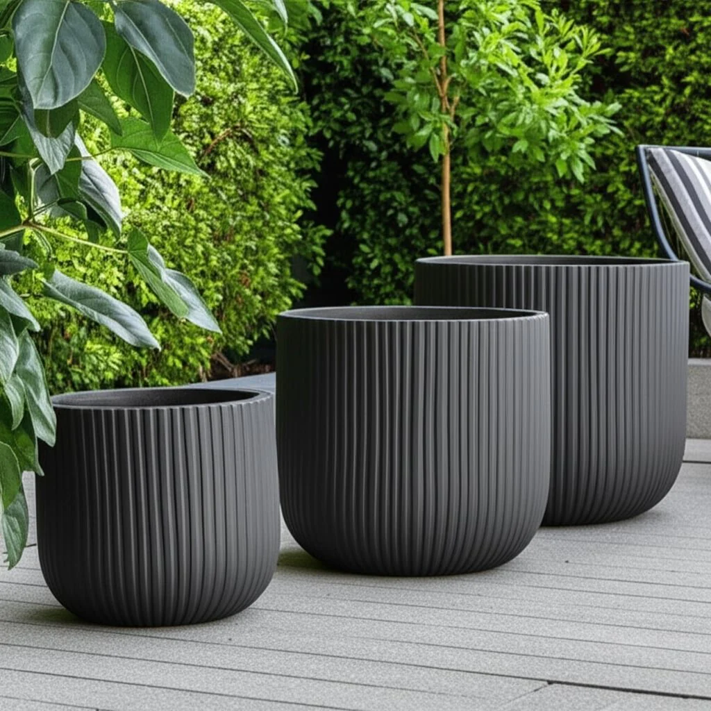 S/3 11/14/18" Ribbed Resin Planters, Black - Image 12