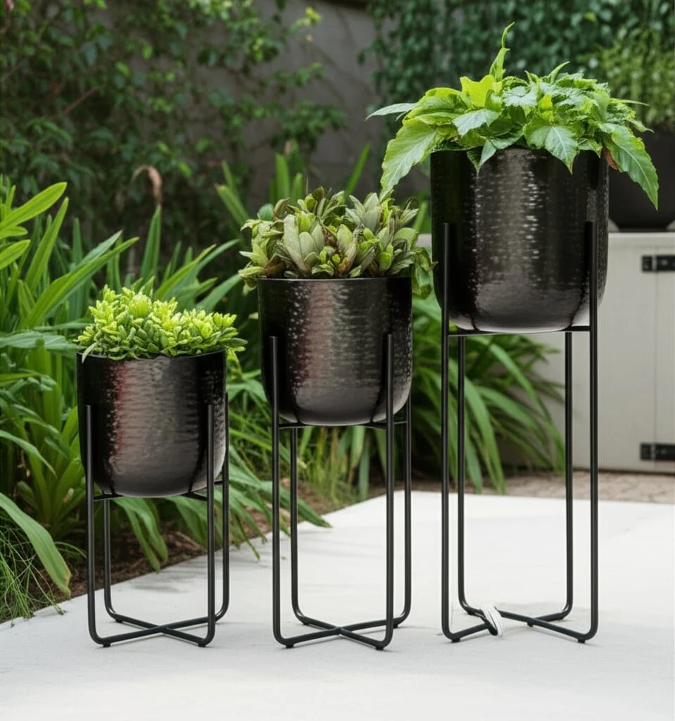 S/3 15/20/27" Etched Metal Planter On Stand, Black - Image 10