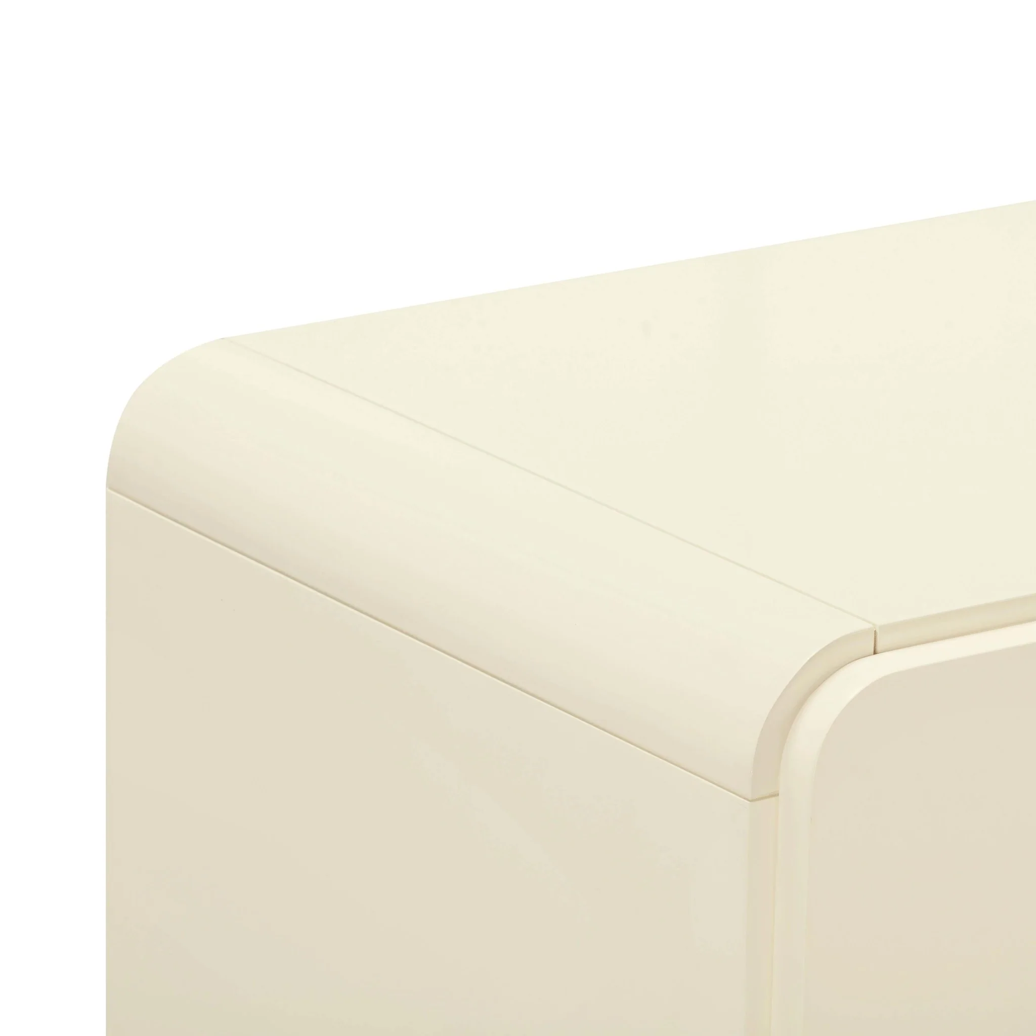 Sagura Cream 6-Drawer Dresser - Image 7