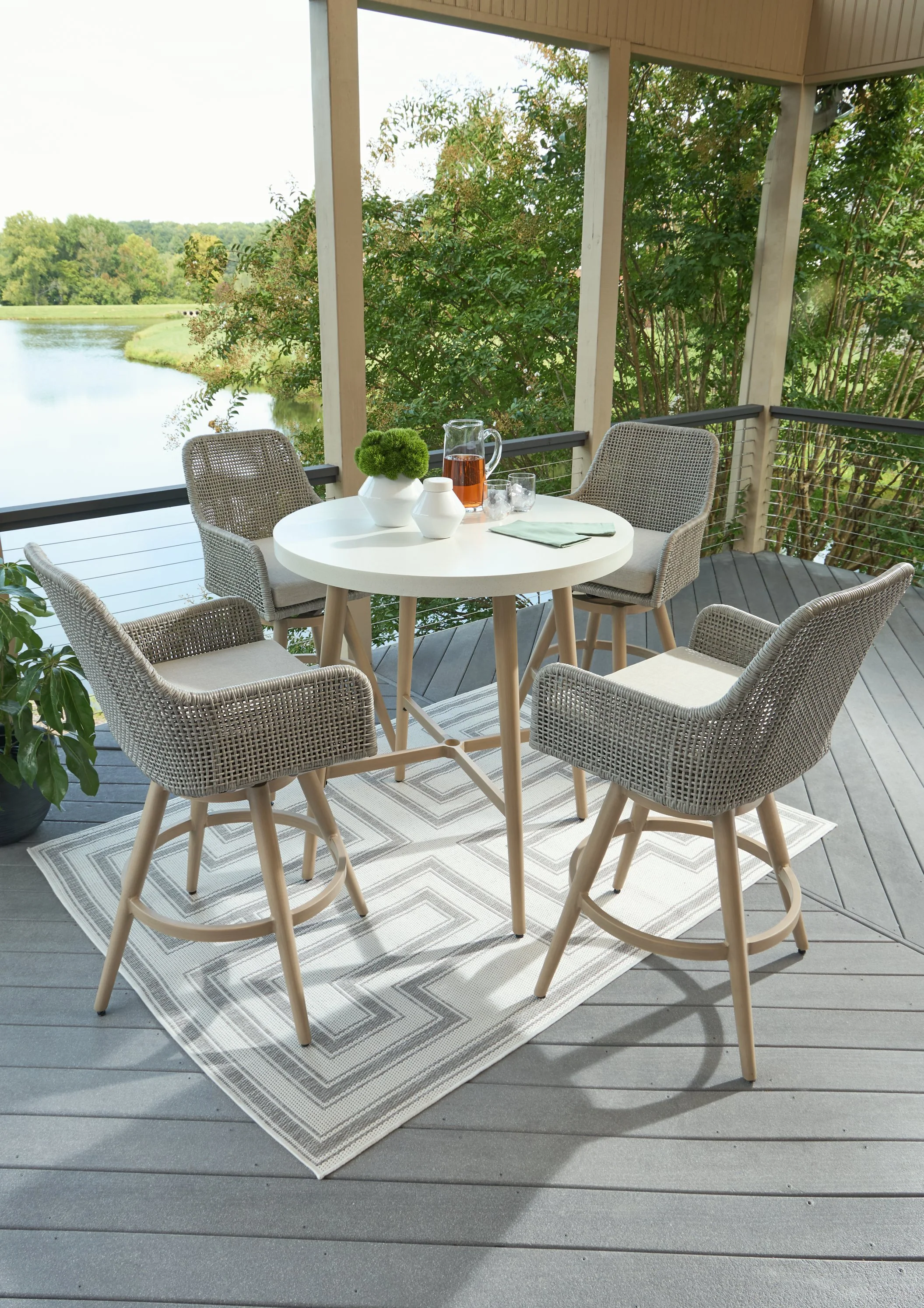 Seton Creek Outdoor Dining Package - Image 15