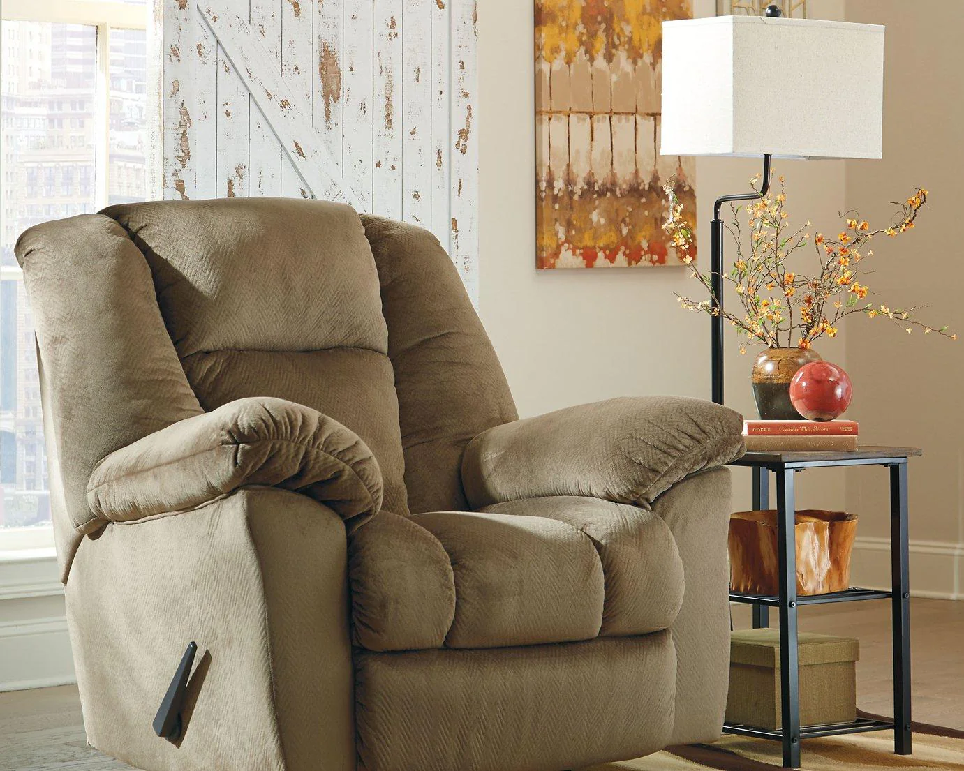Shianne Floor Lamp - Image 8
