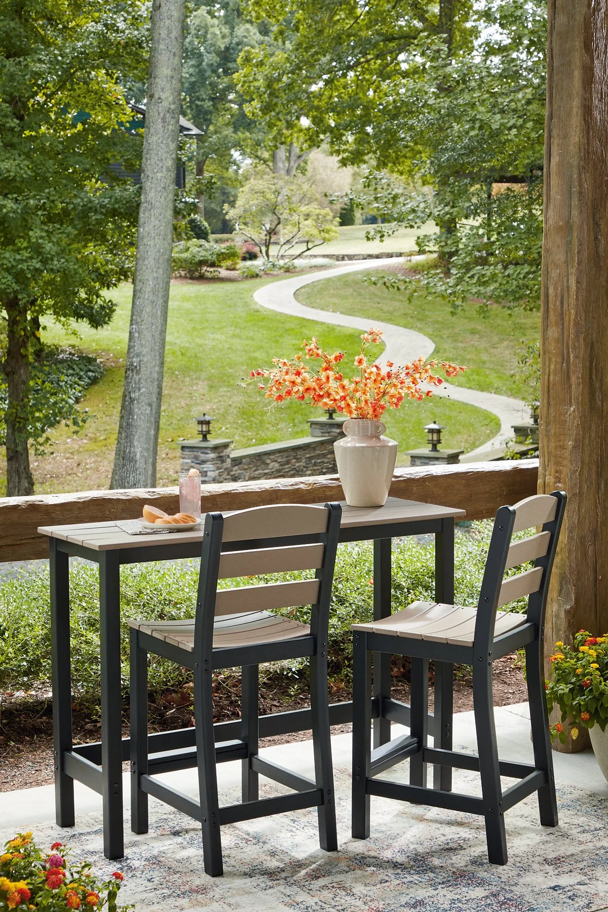 Shoreline Beach Outdoor Counter Table and 2 Barstools - Image 12