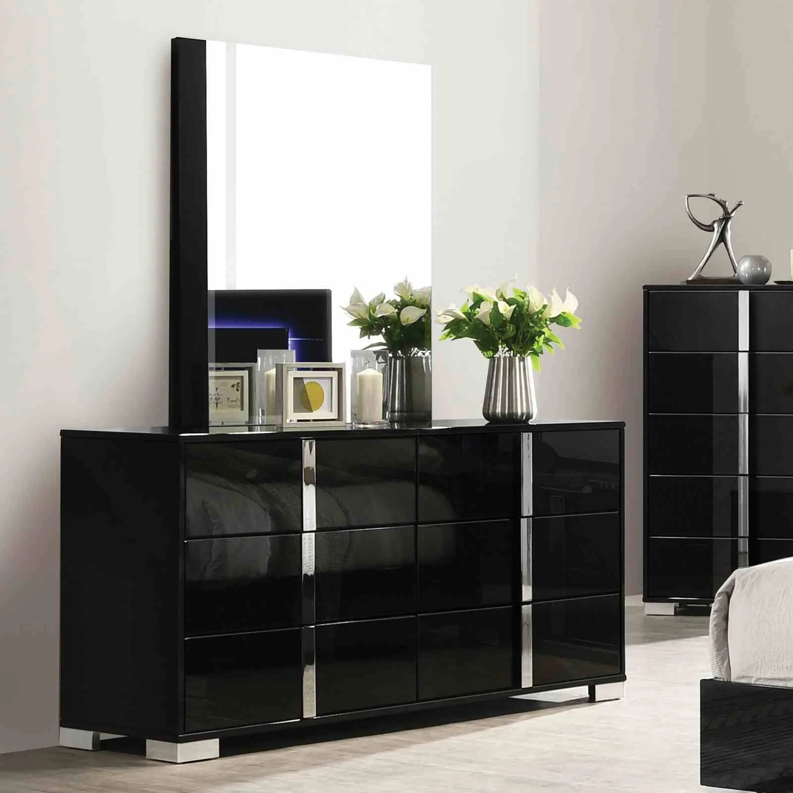 Sinistra Dresser, Piano Black