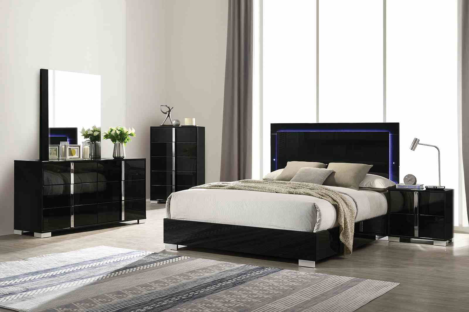 Sinistra Nightstand, Piano Black - Image 2