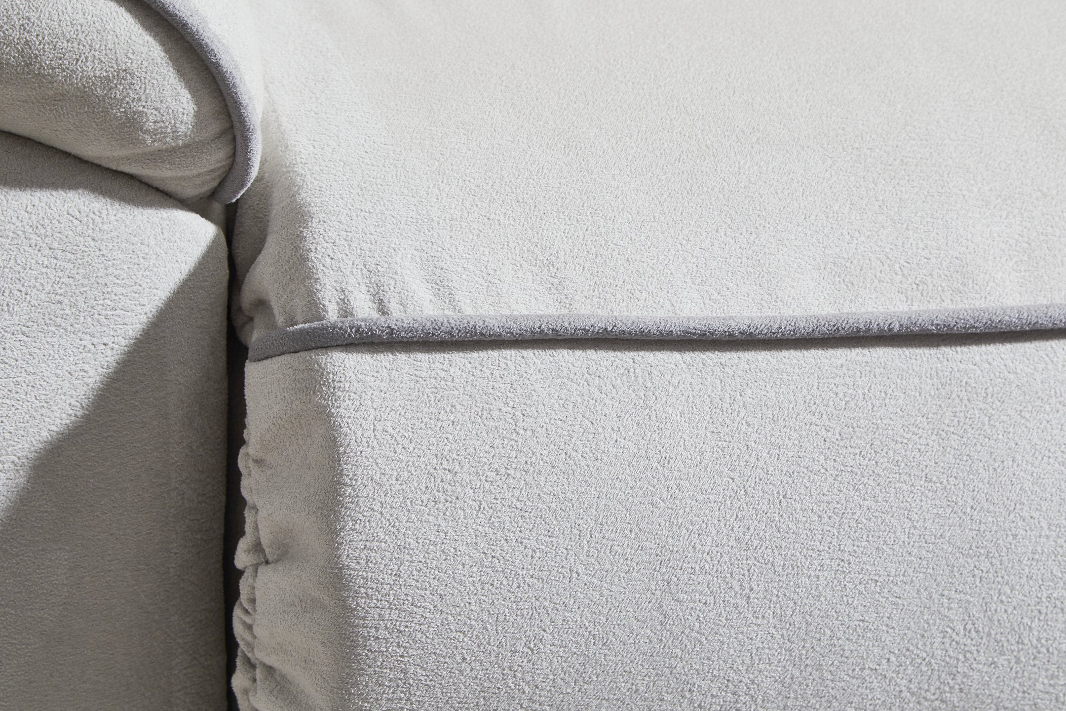 Social Pointe Power Reclining Sectional - Image 16