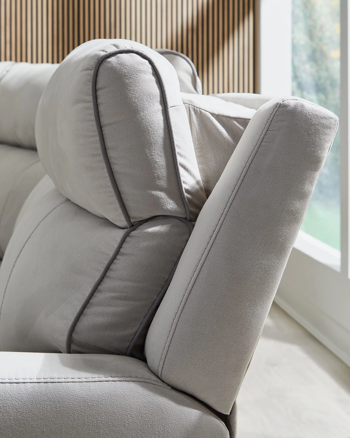 Social Pointe Power Reclining Sectional - Image 51