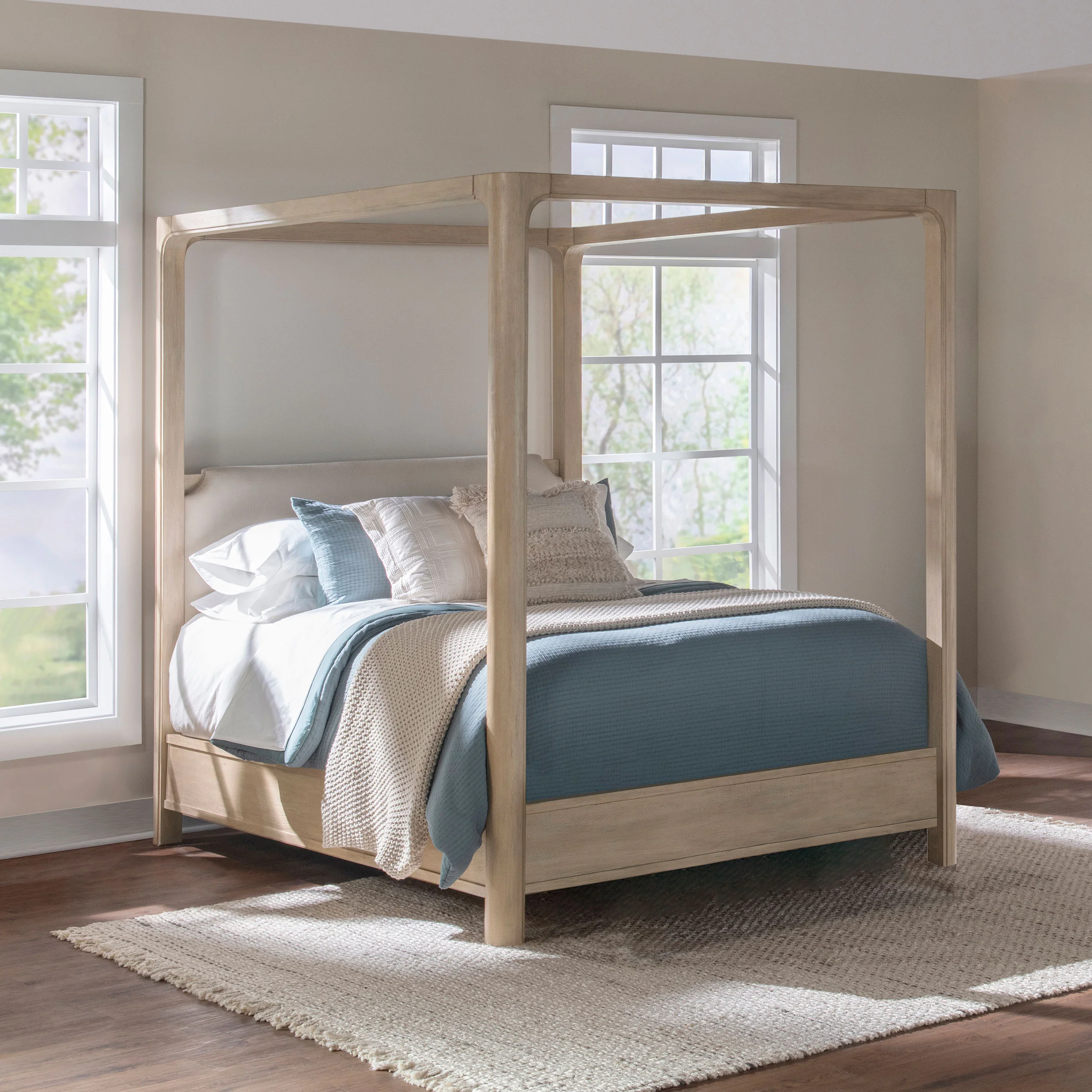 Solano Canopy Panel Platform Bed - Image 2