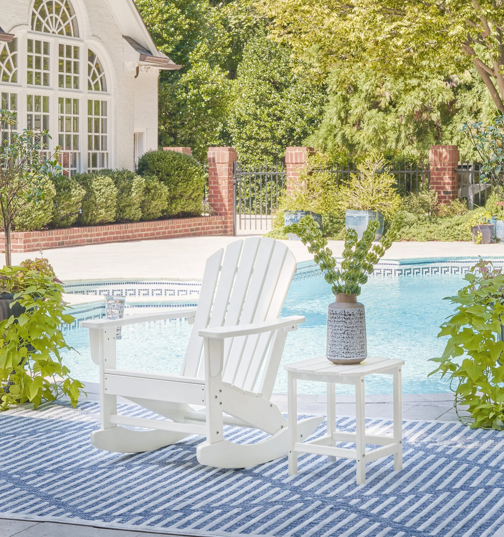 Sundown Treasure Outdoor Seating Set - Image 11