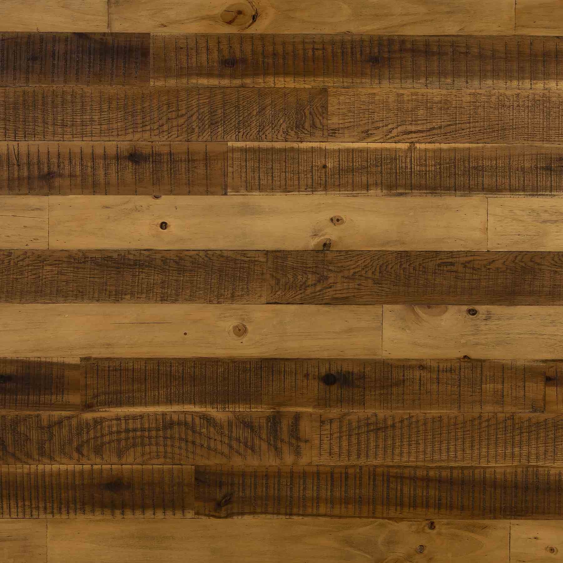 Superb Rustic Oak Dining Table - Image 9