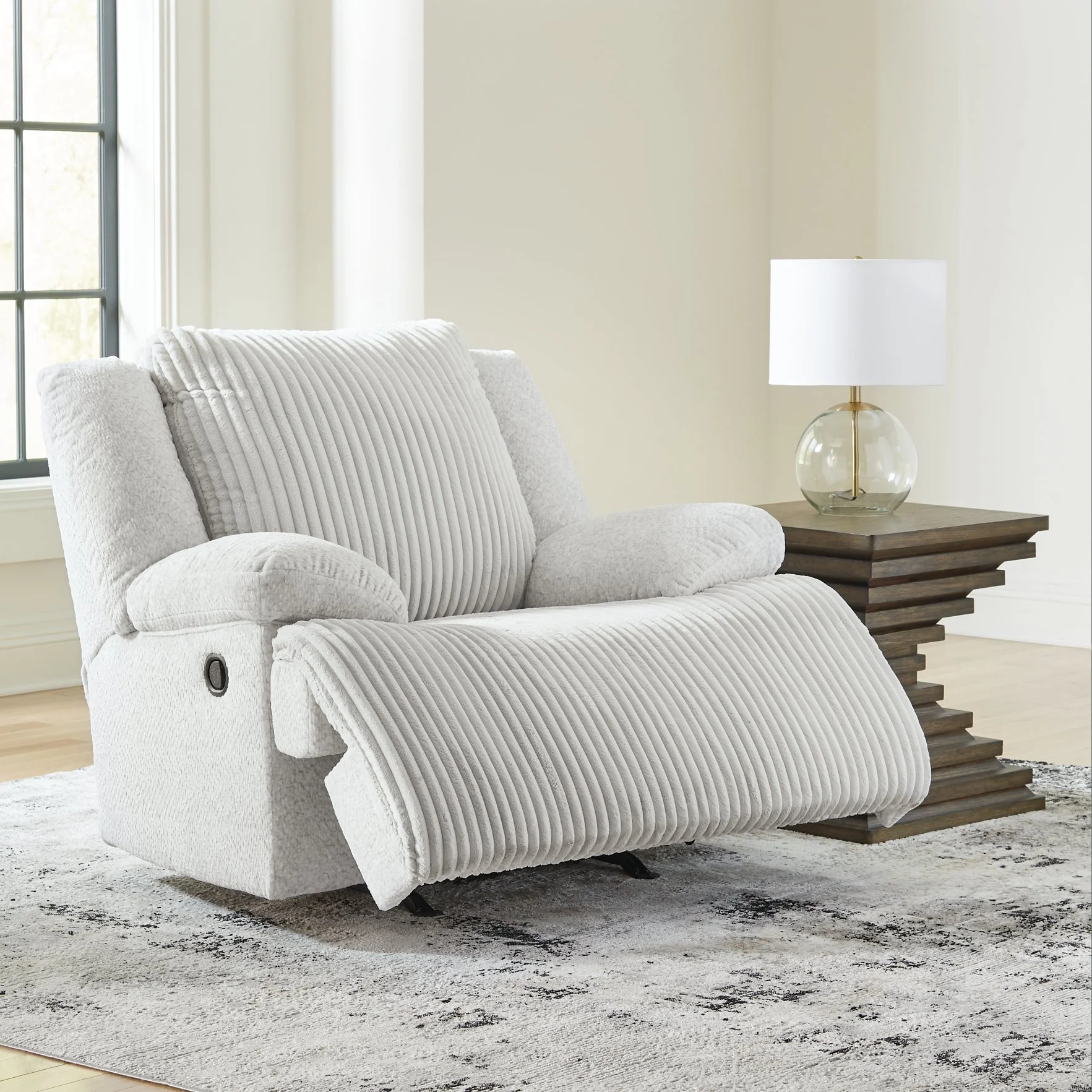 Top Tier Recliner - Image 10