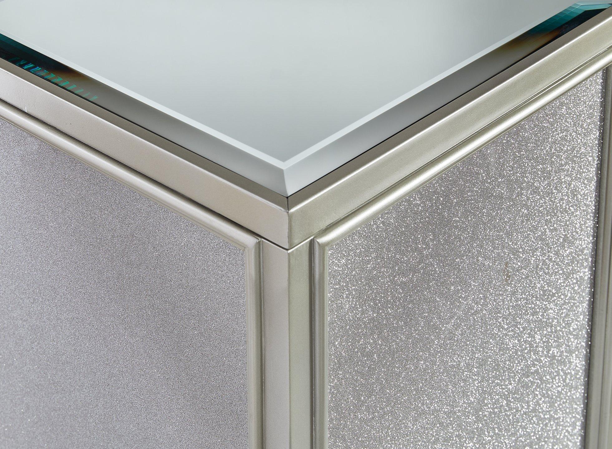 Traleena Nesting End Table (Set of 2) - Image 8