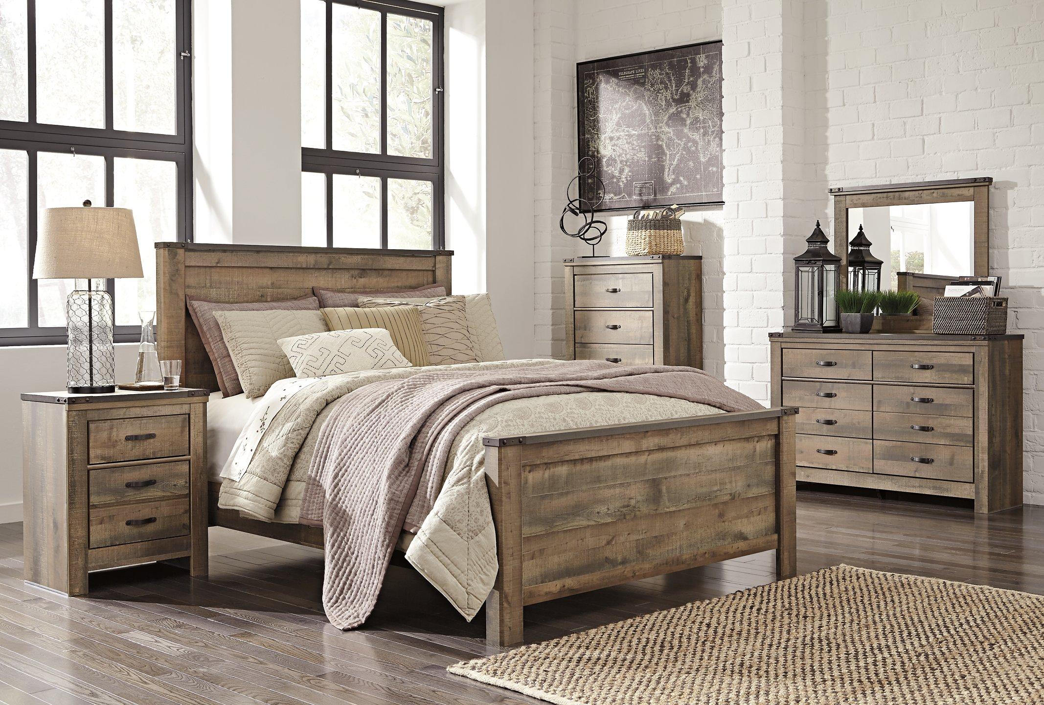 Trinell Nightstand - Image 7