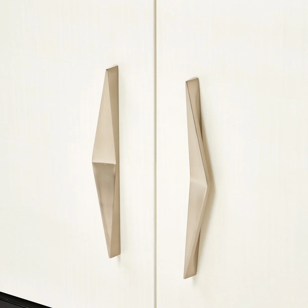 Tuxedo Media Cabinet - Piano Keyboard - Image 7