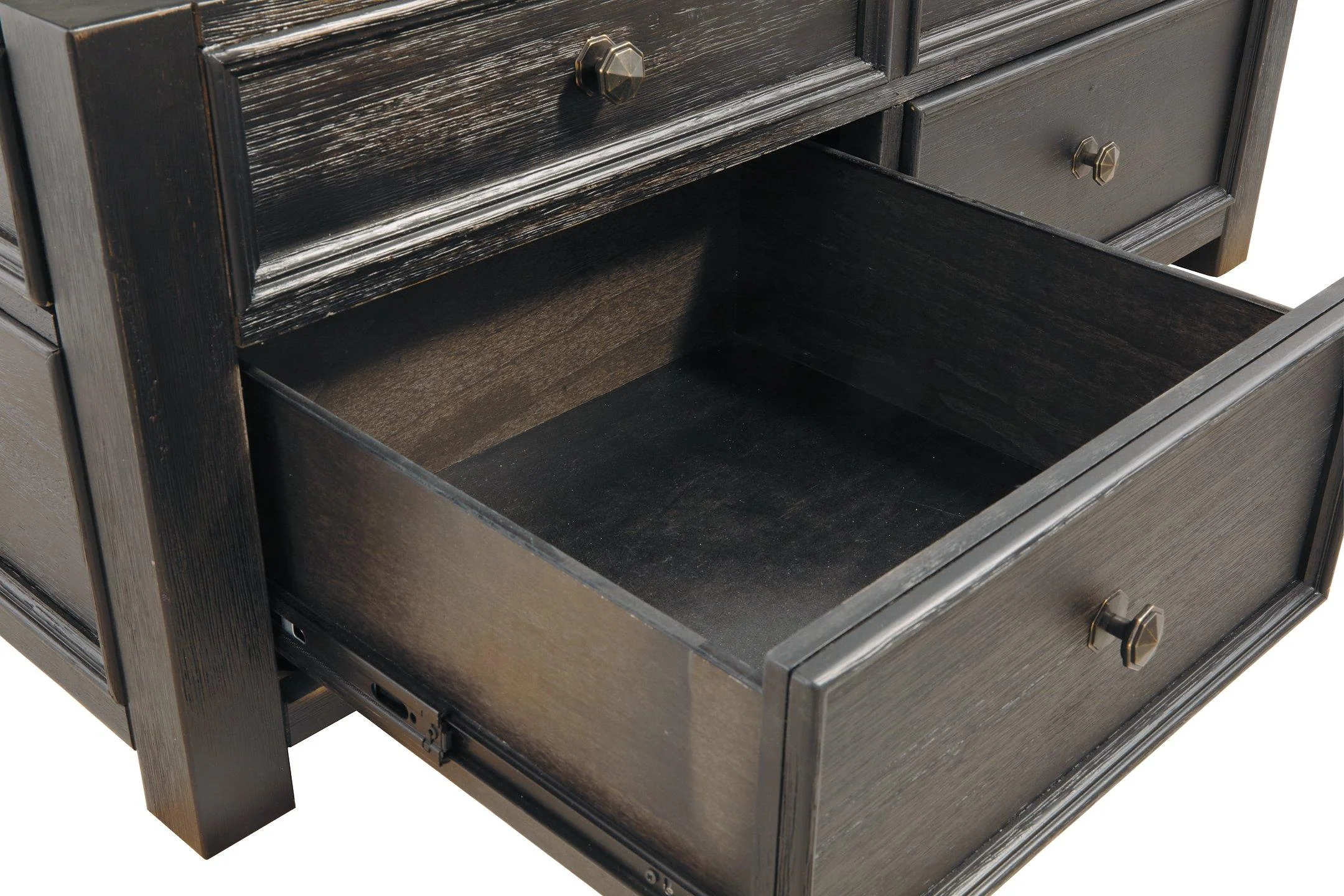 Tyler Creek Occasional Table Set - Image 8