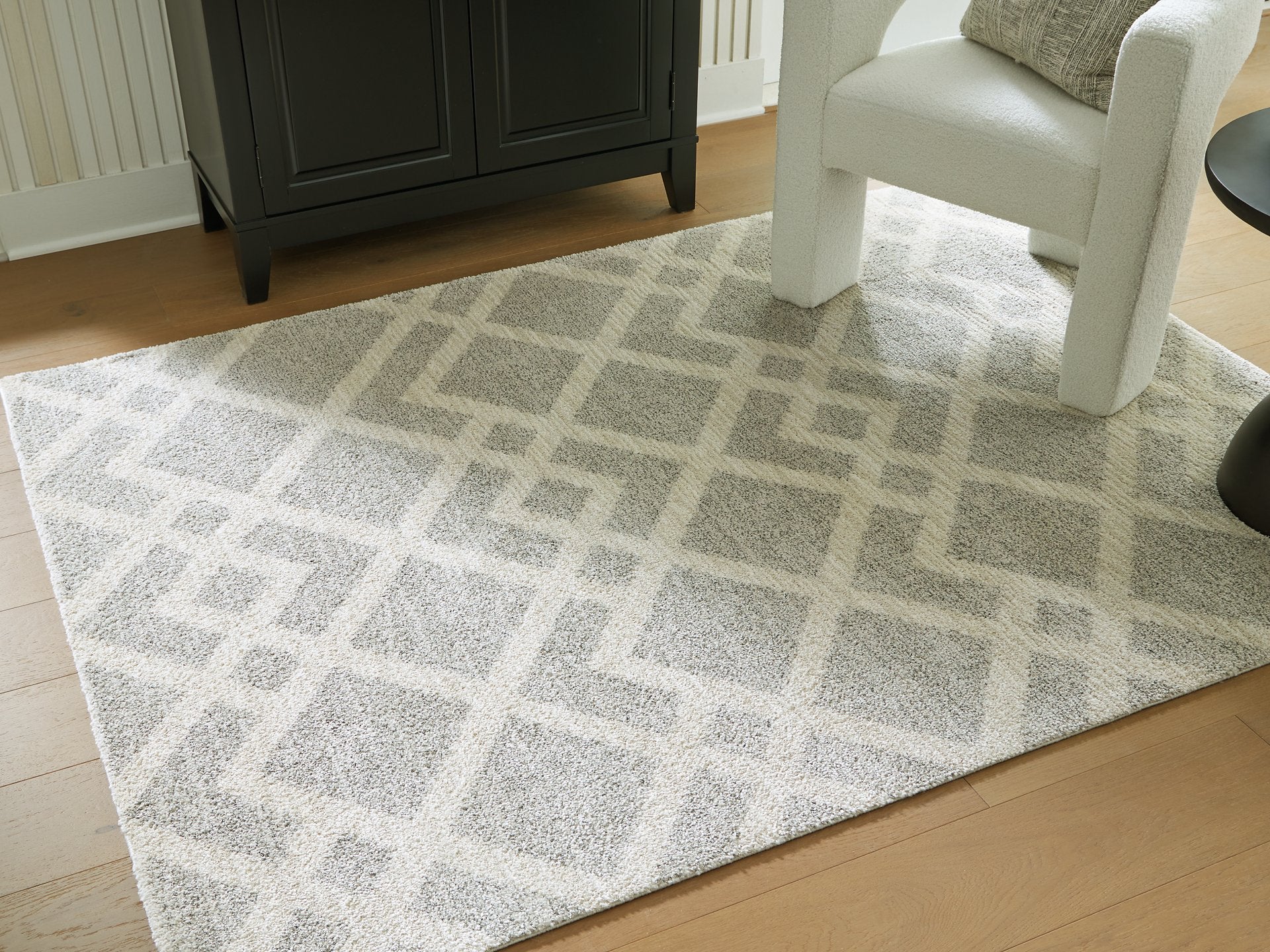 Unawick Medium Rug - Image 2