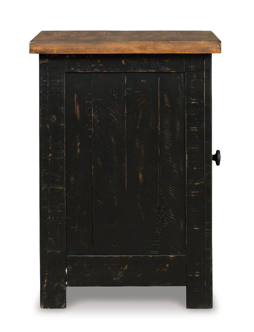 Valebeck Chairside End Table - Image 9