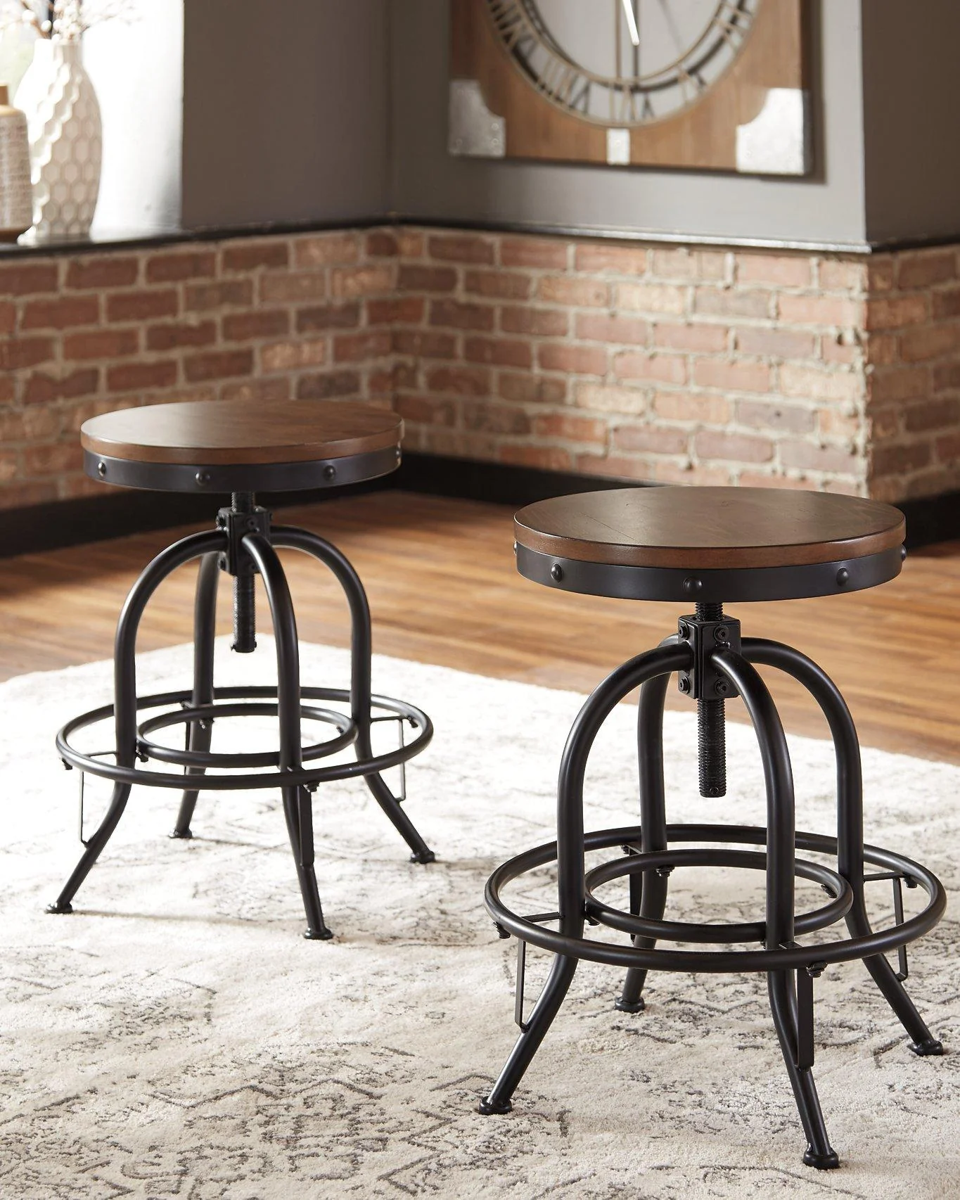 Valebeck Counter Height Dining Set - Image 6