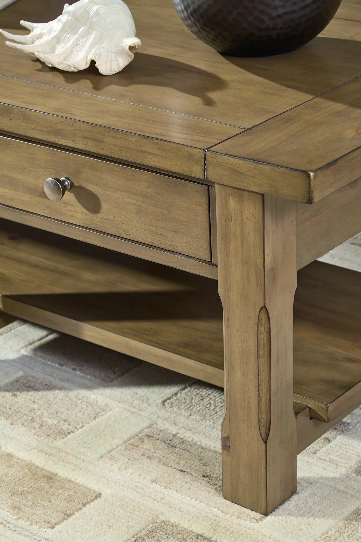 Vandenmore Coffee Table - Image 9
