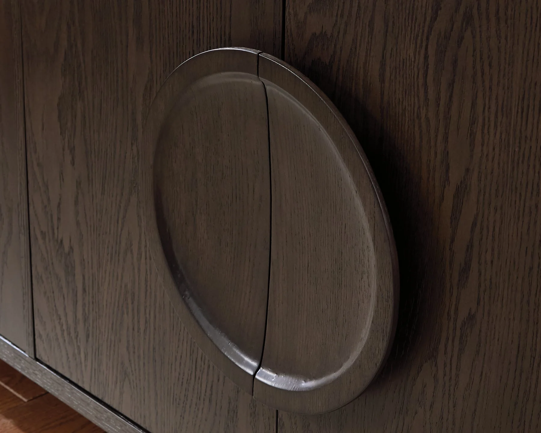 Veeda Accent Cabinet - Image 8