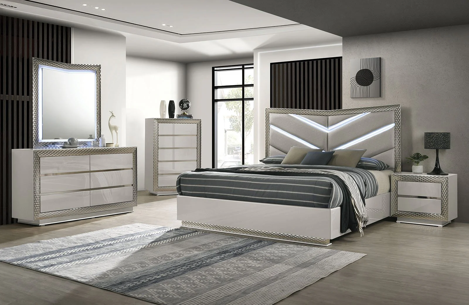 Ventnor E.King Upholstered Bed, Gray - Image 2