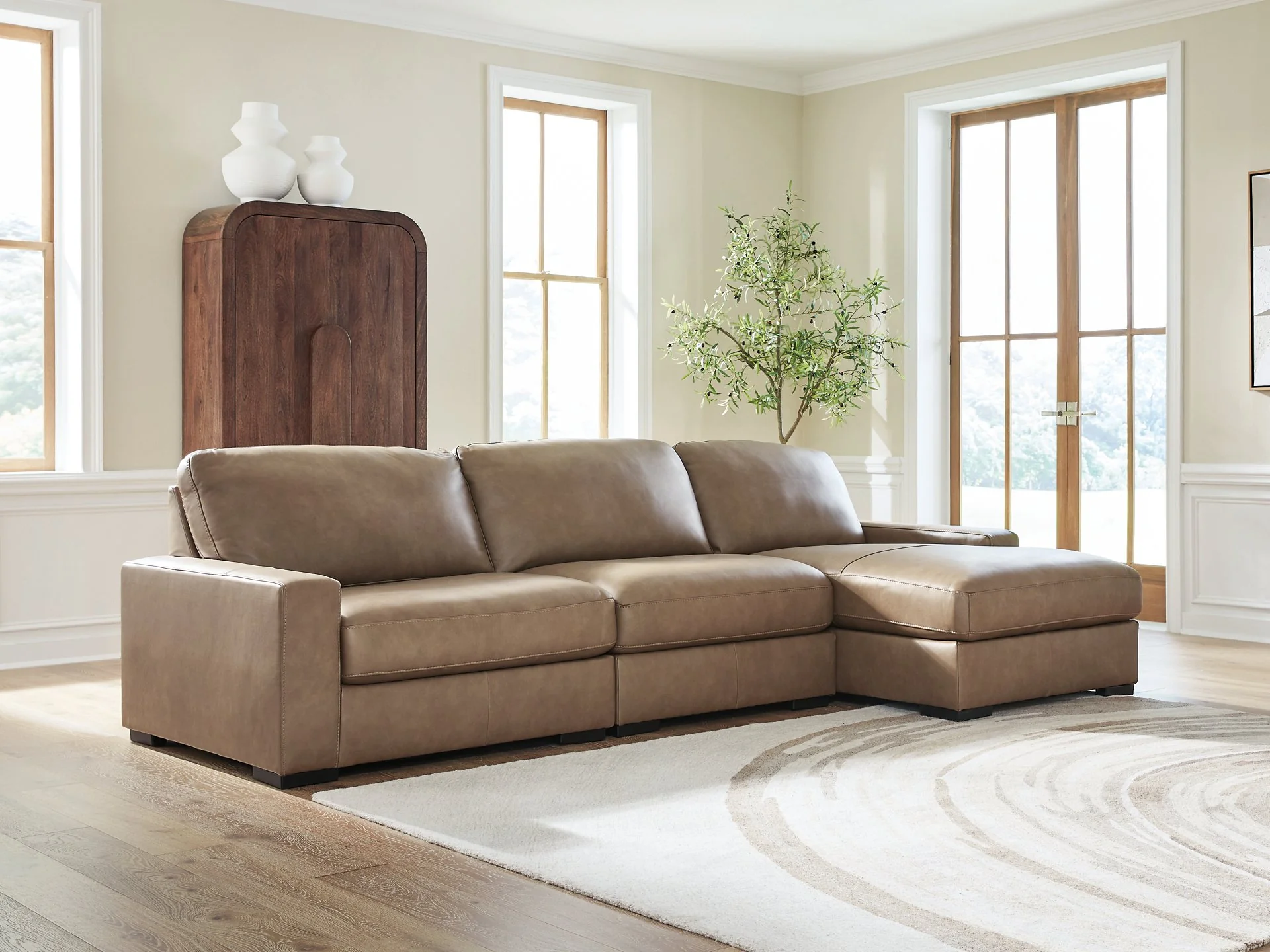 Veronella Sectional with Chaise - Image 29
