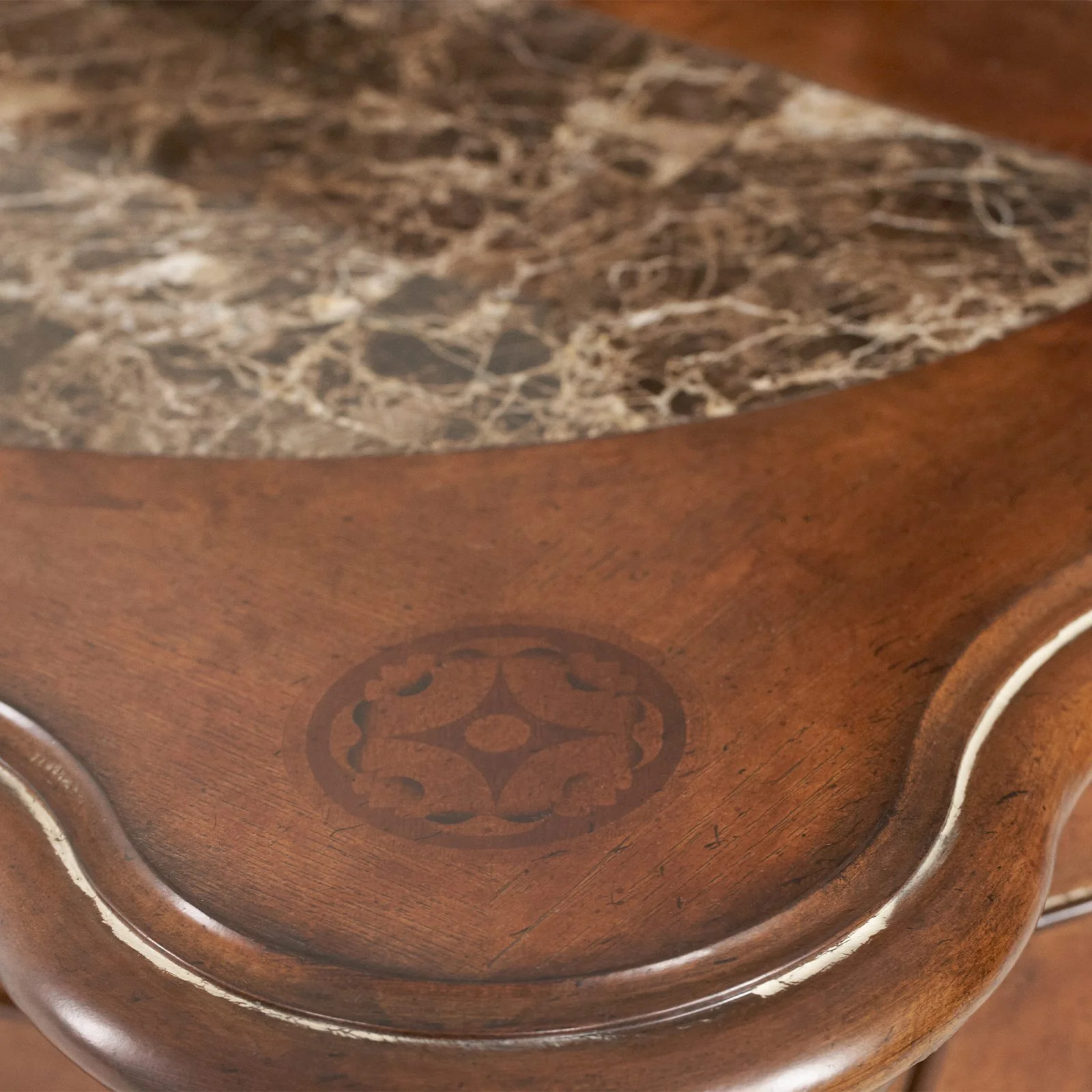 Villa Valencia Bachelor's Chest - Classic Chestnut - Image 6