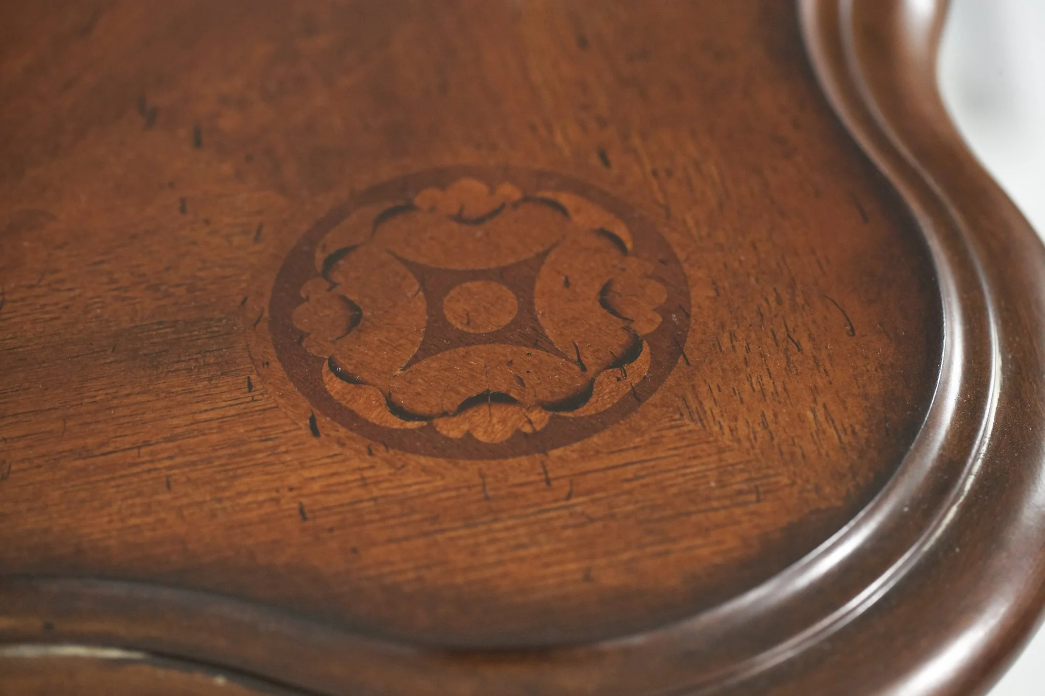 Villa Valencia Sideboard with Mirror - Classic Chestnut - Image 4