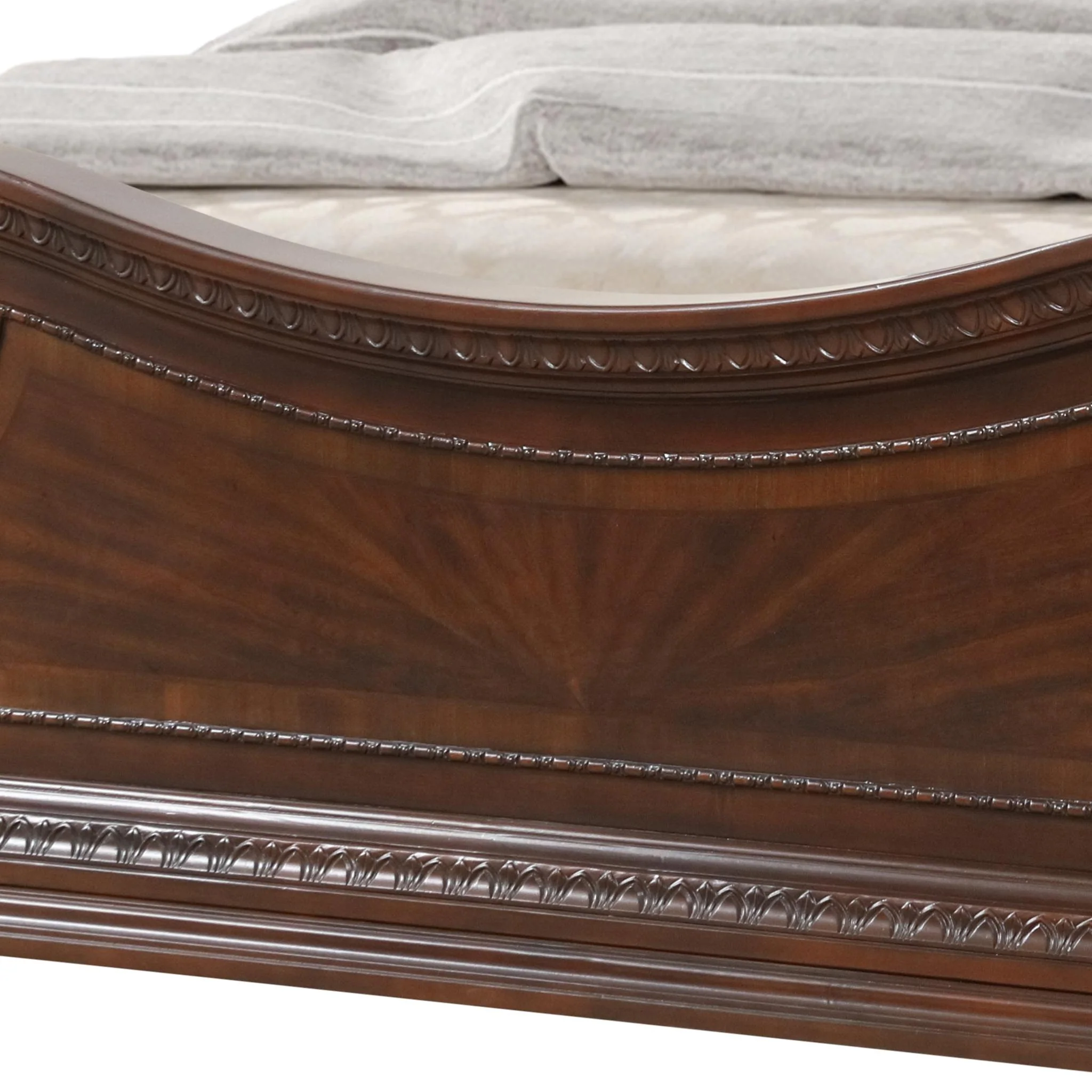 Vintage Queen 4 Pc Bedroom Set - Image 4