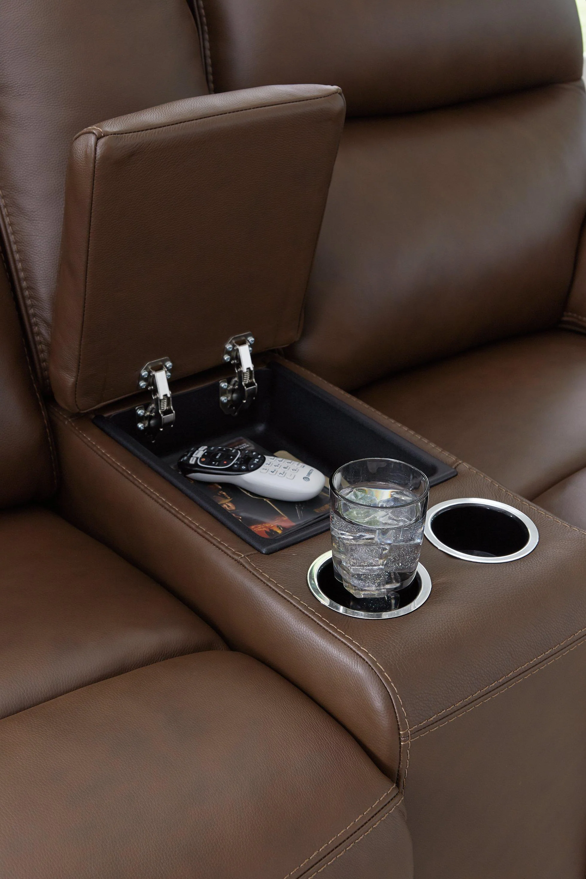 VonRyan Power Reclining Loveseat - Image 7