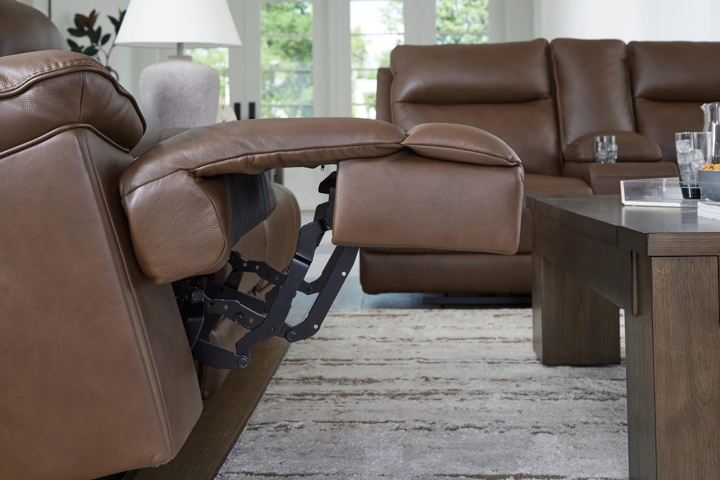 VonRyan Power Reclining Sofa - Image 10