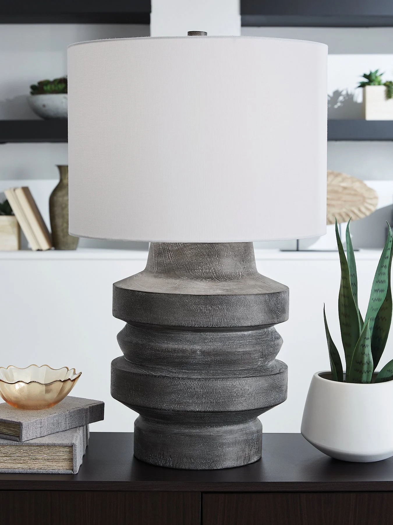 Wahida Table Lamp - Image 2