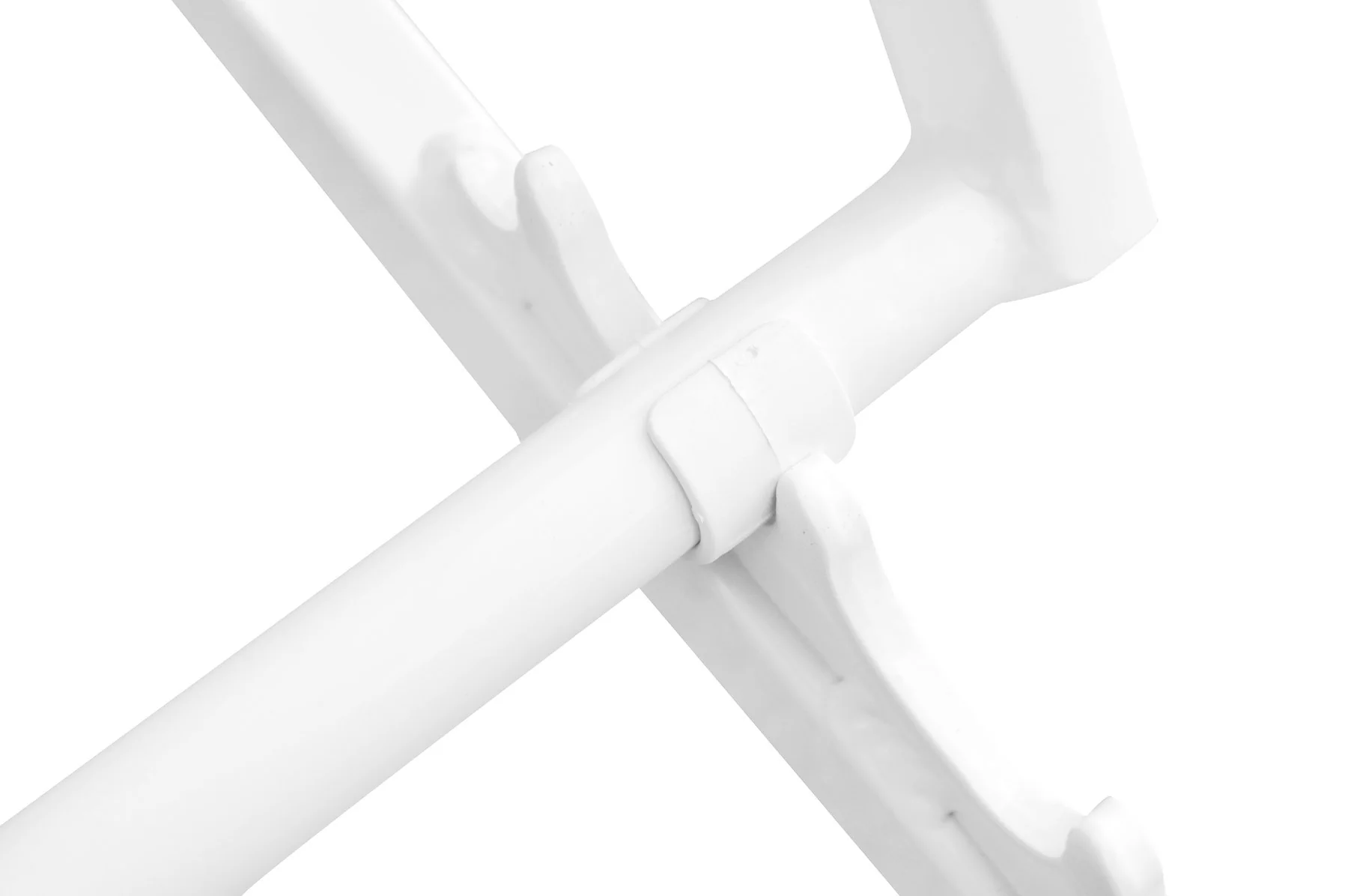 Wave Outdoor Patio Aluminum Deck Chair in White Powder Coated Finish with Gray Sling Textilene - Image 4
