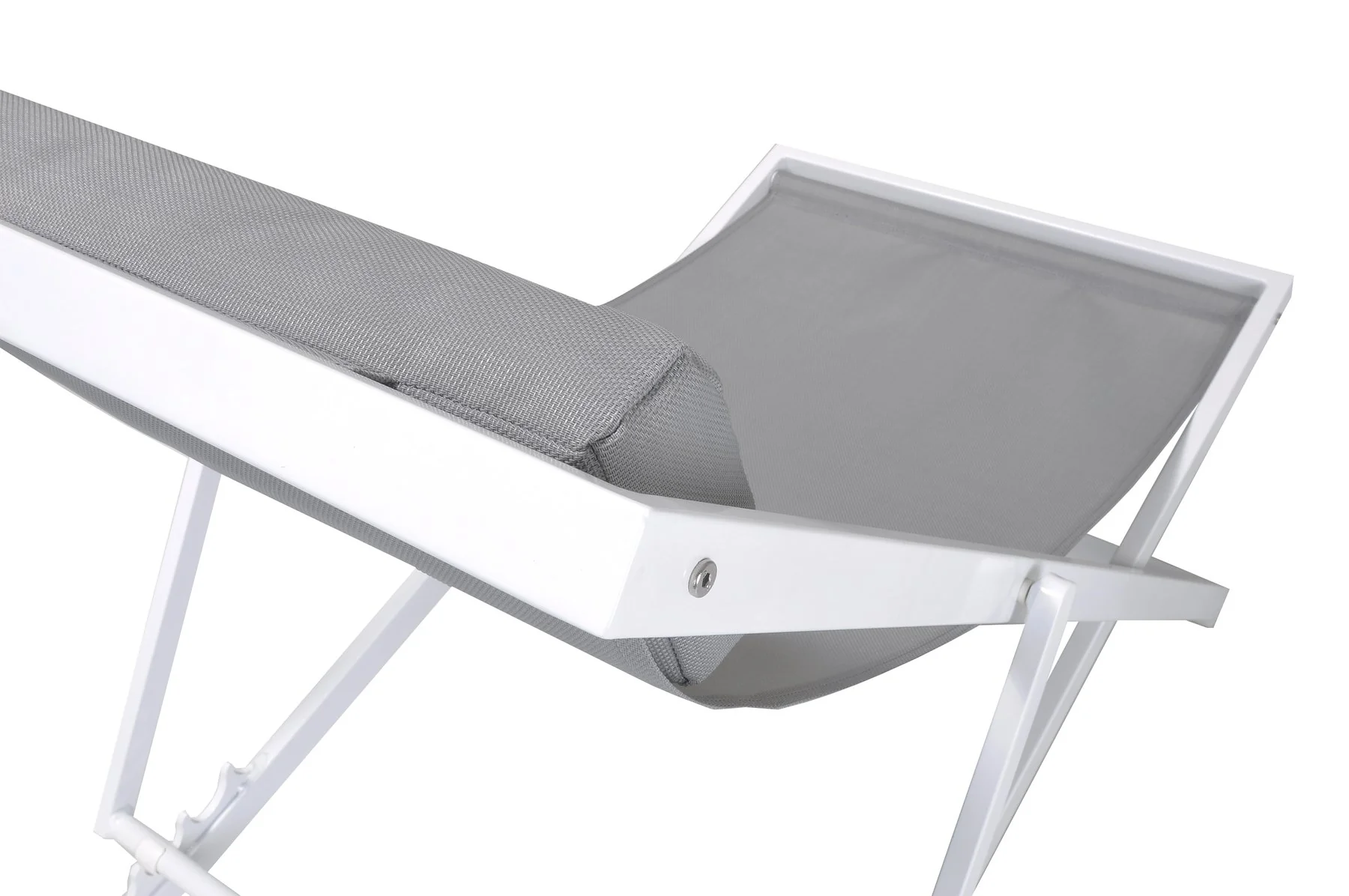 Wave Outdoor Patio Aluminum Deck Chair in White Powder Coated Finish with Gray Sling Textilene - Image 5