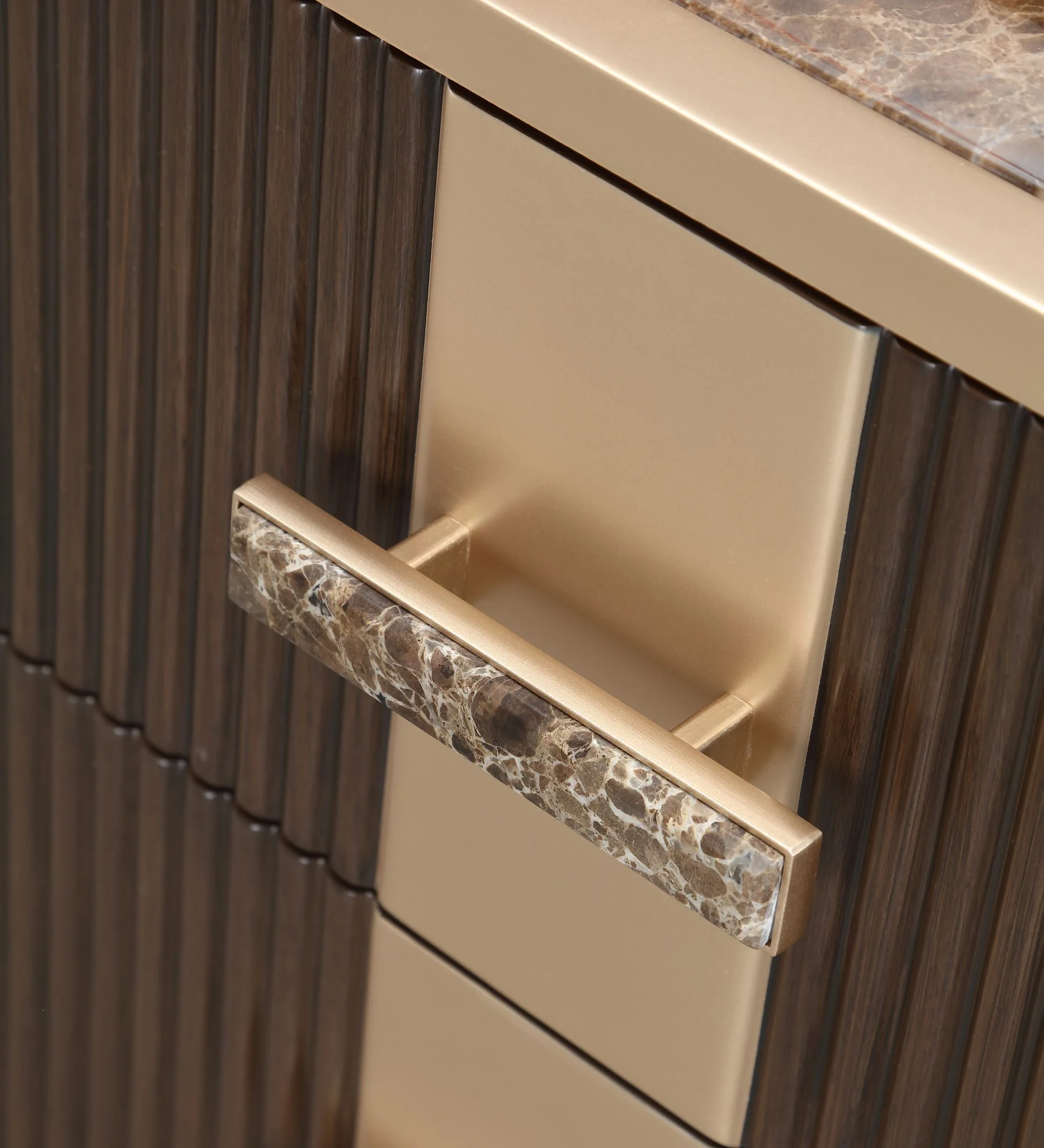 West Kensington Media Cabinet - Medium Espresso - Image 7