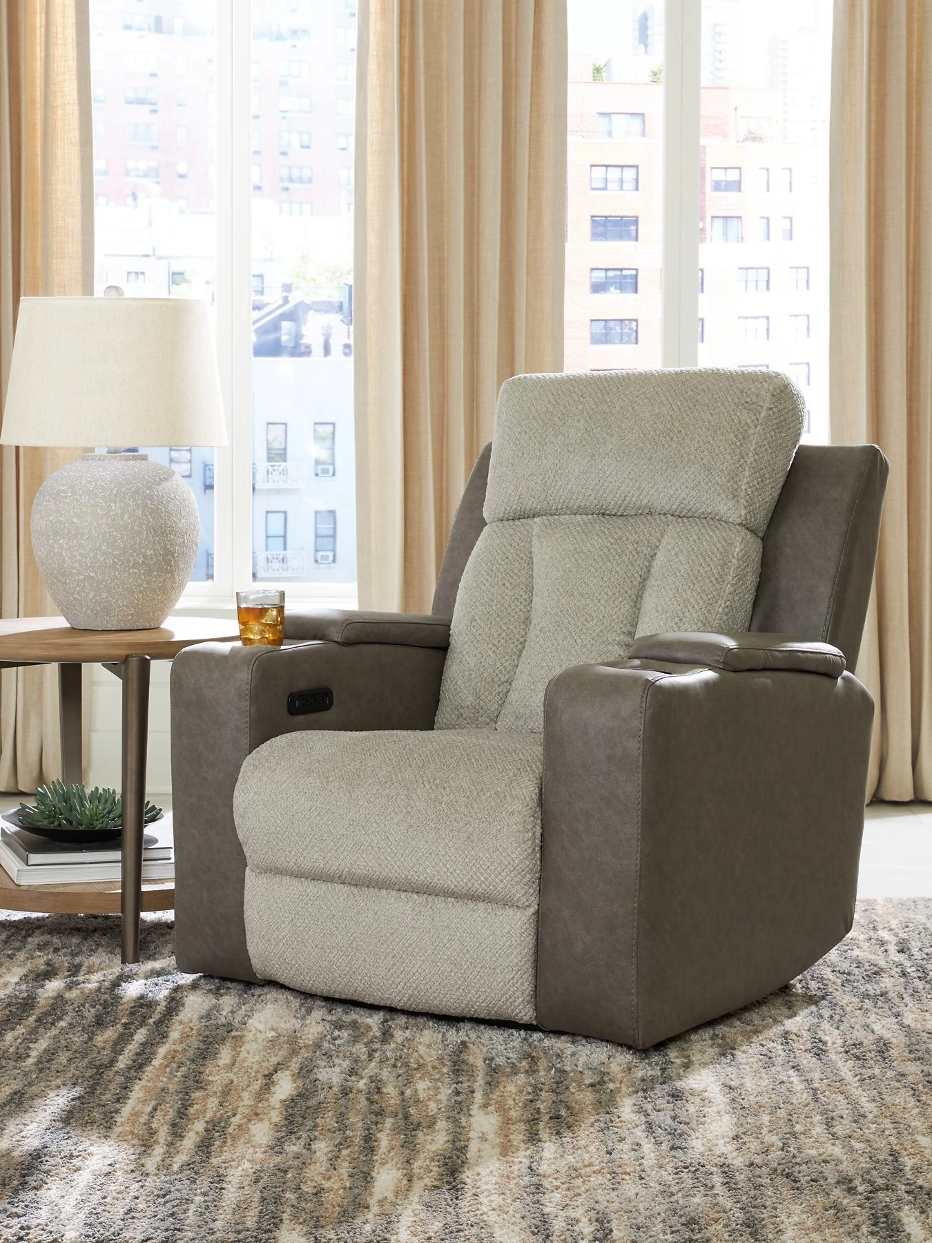 WhipLash Power Recliner - Image 2