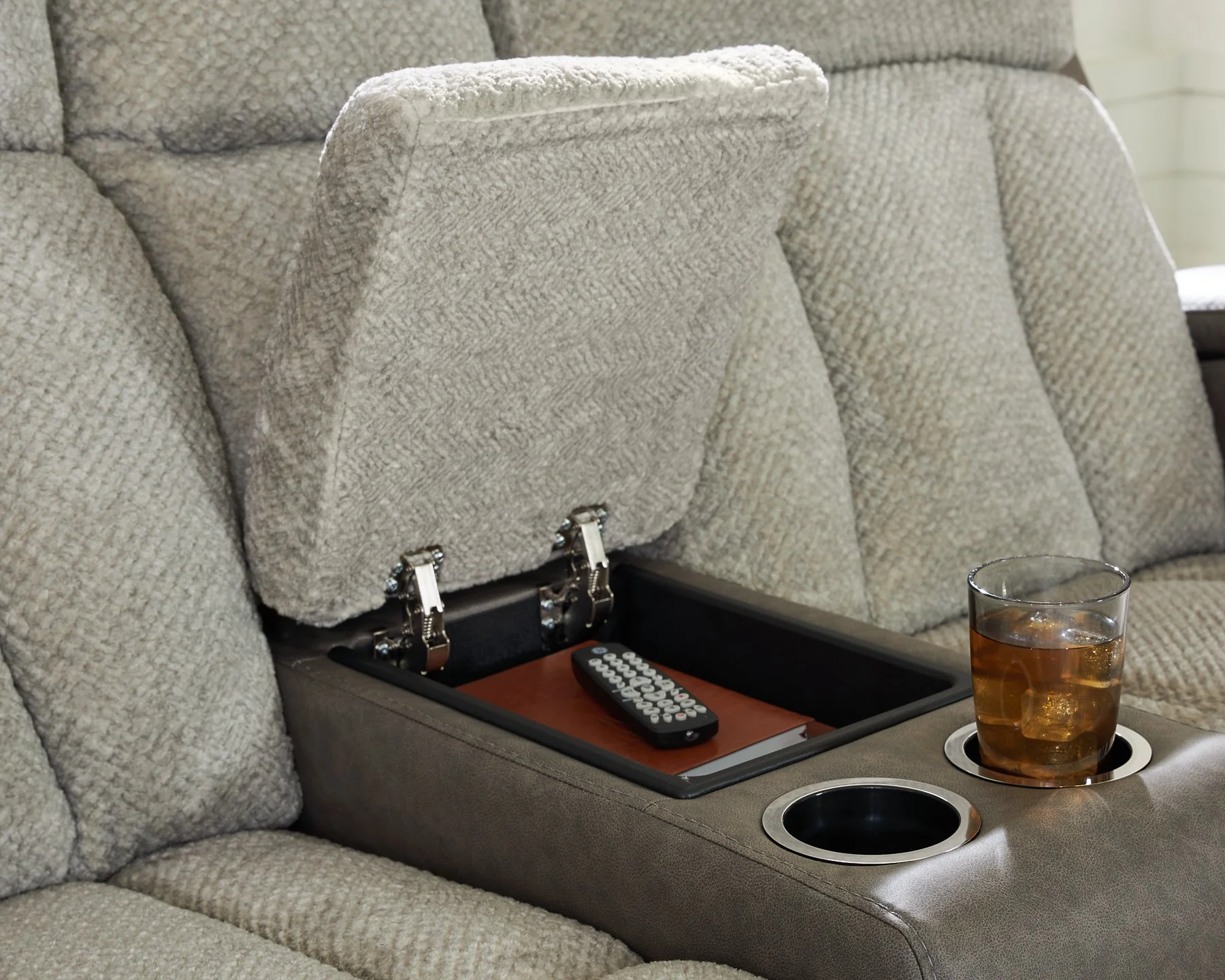 WhipLash Power Reclining Loveseat with Console - Image 8