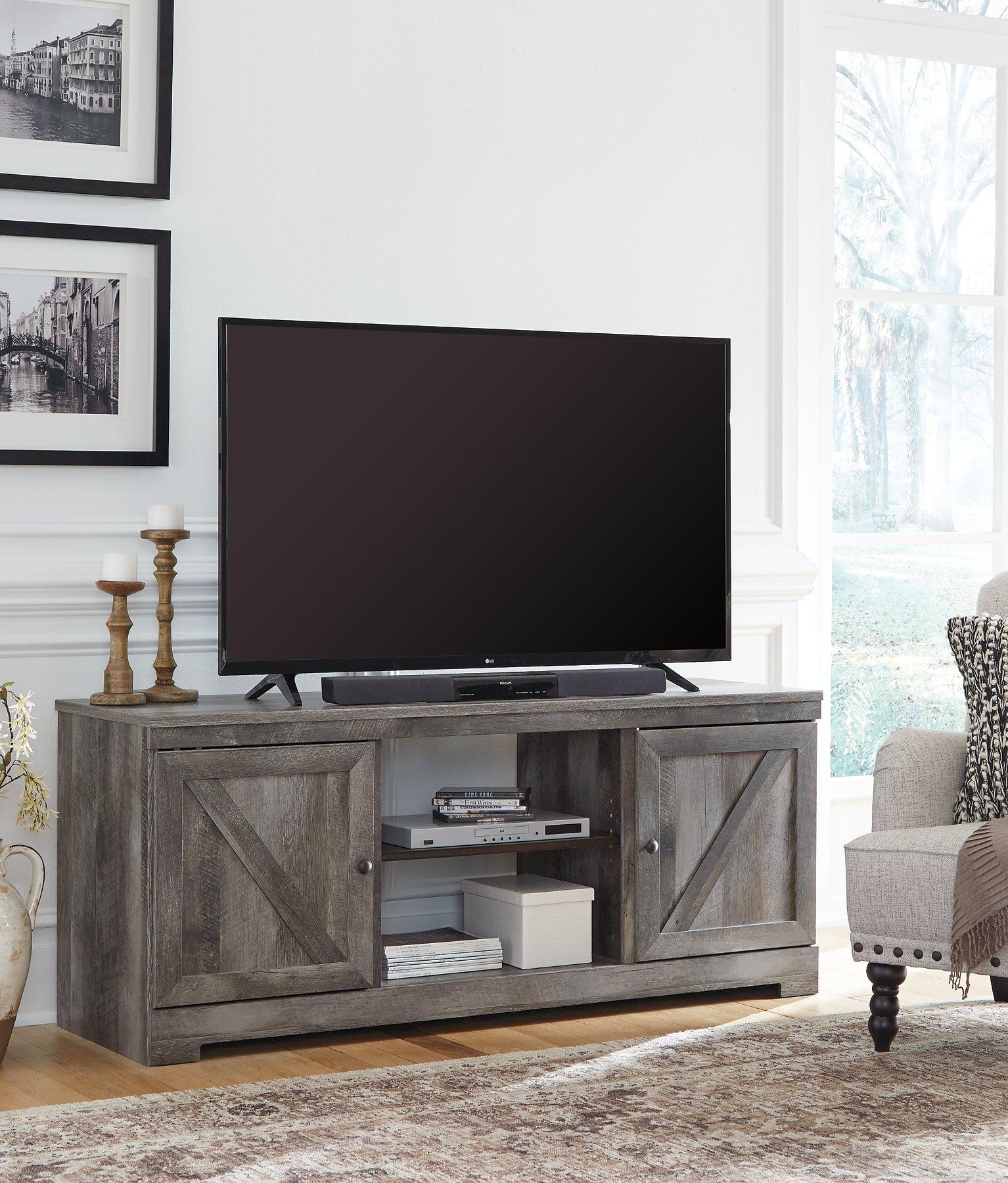 Wynnlow 63" TV Stand - Image 8