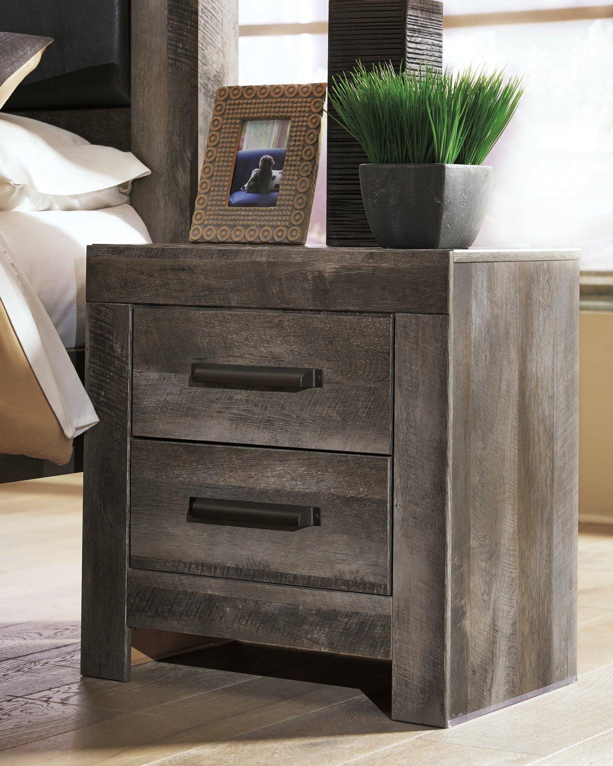 Wynnlow Nightstand - Image 2