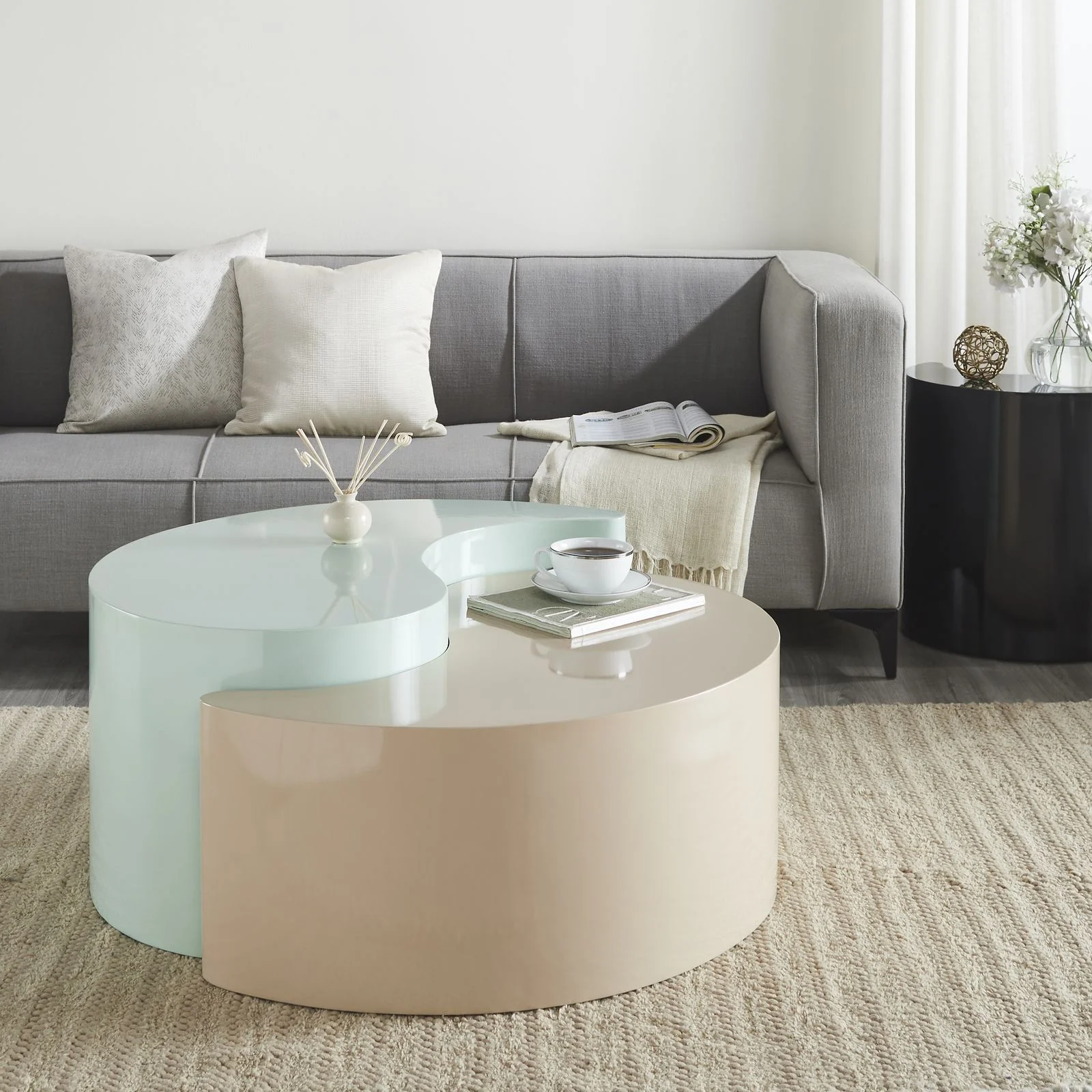 Ying Yang  Coffee Table in Mint & Taupe - Image 3